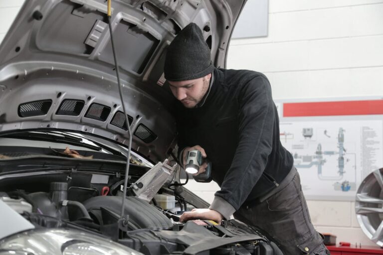 Exploring The Benefits Of Owning An Automotive Repair Franchise